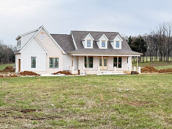 3rd image of 2817 Unionville Rd