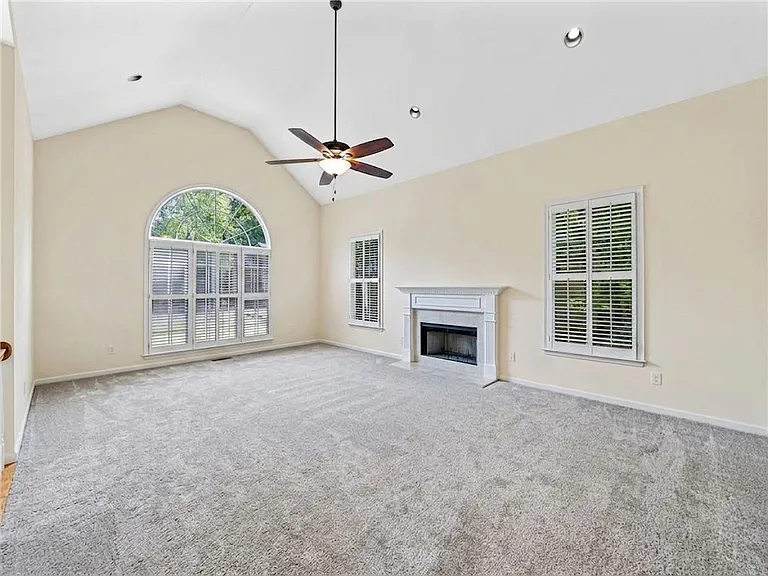 540 Battleview Dr — Photo 7