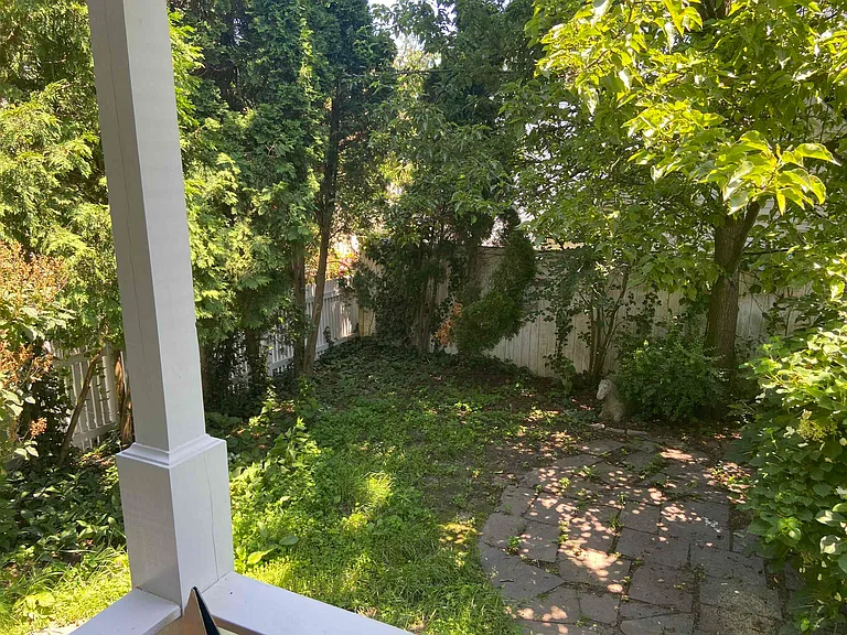 61 Manning St — Photo 13