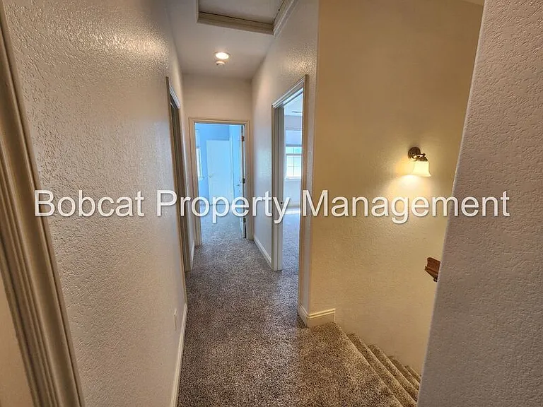 1240 Flintwood Dr — Photo 13