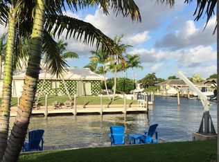 3905 Sunset Ln, Riviera Beach, FL 33404