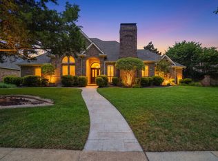 1901 Shadow Trl, Plano, TX 75075