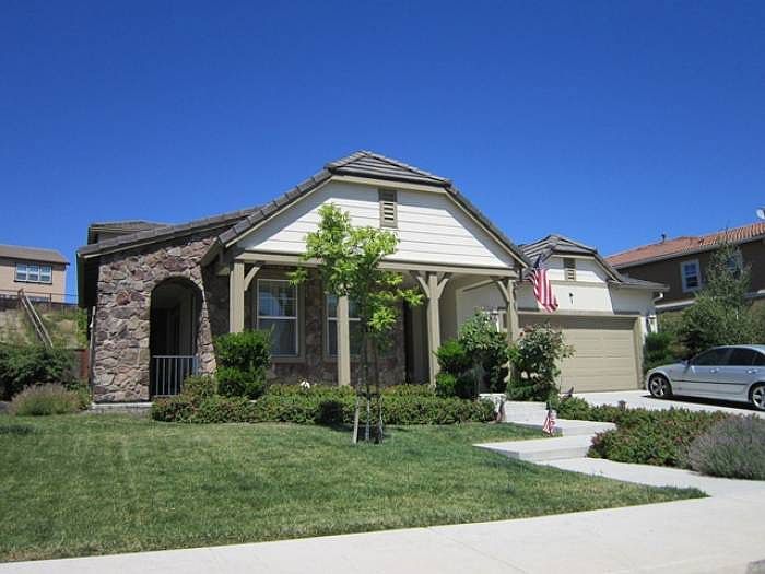 beautiful curb appeal