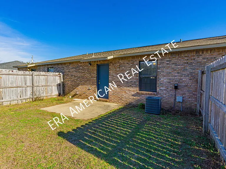 122 Patton St — Photo 13