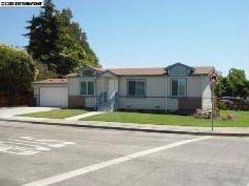 2nd image of 396 Elmwood Ln
