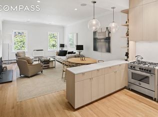 158 E 22nd St, New York, NY 10010