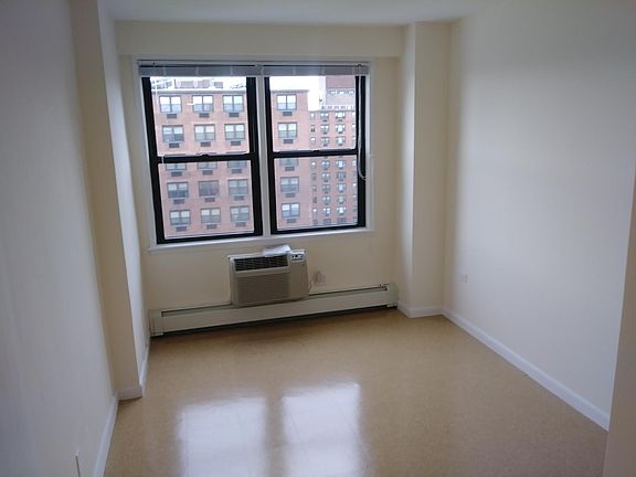 5th image of 9728 57th Ave APT 8D