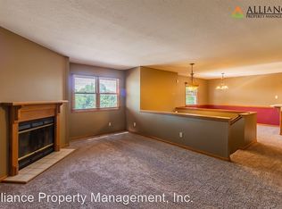 1002 Connecticut Ave, Manhattan, KS 66502