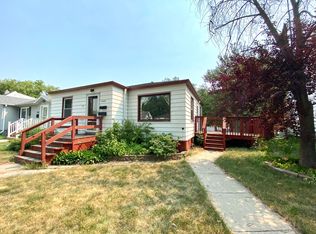 1529 10th St N, Fargo, ND 58102