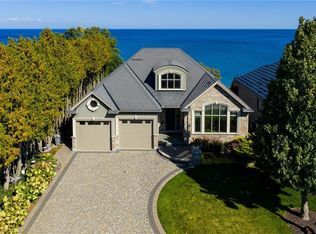 61 Lake St #3, Grimsby, ON