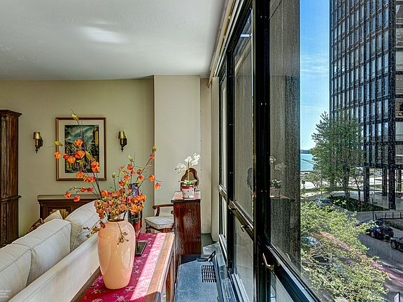 4th image of 900 N Lake Shore Dr APT 306