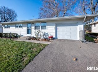 5519 N Graceland Dr, Peoria, IL