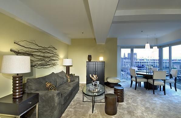 1st image of 1 Park Ln Unit 820