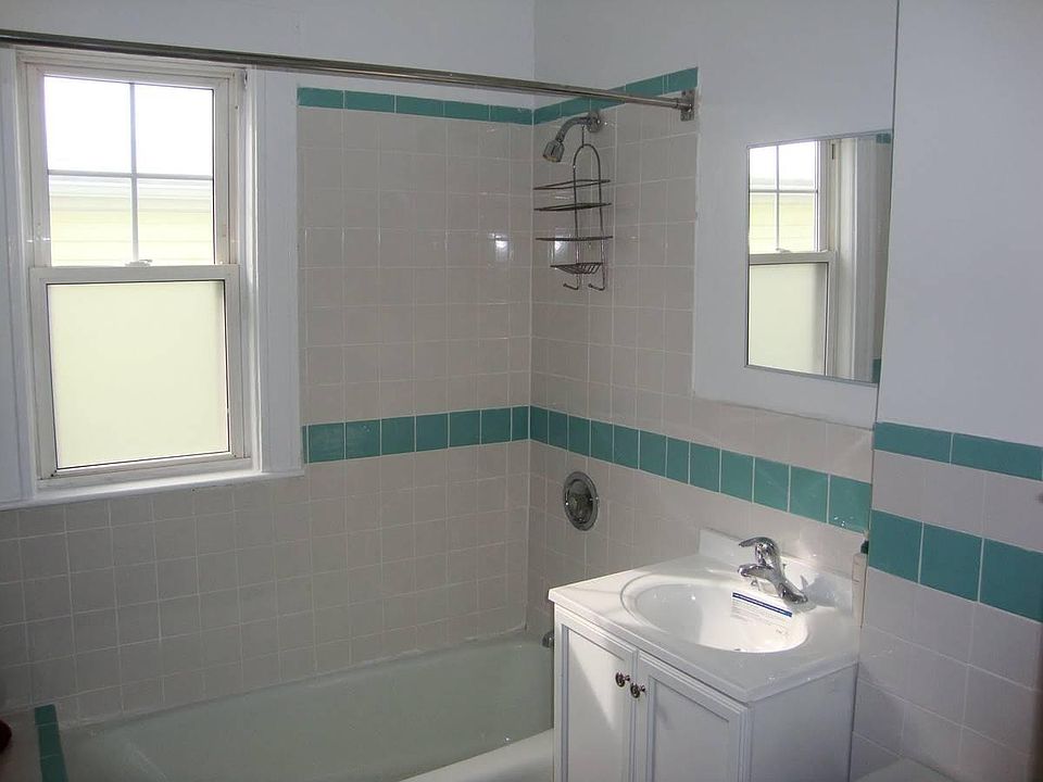 2nd image of 5 Thorndike St