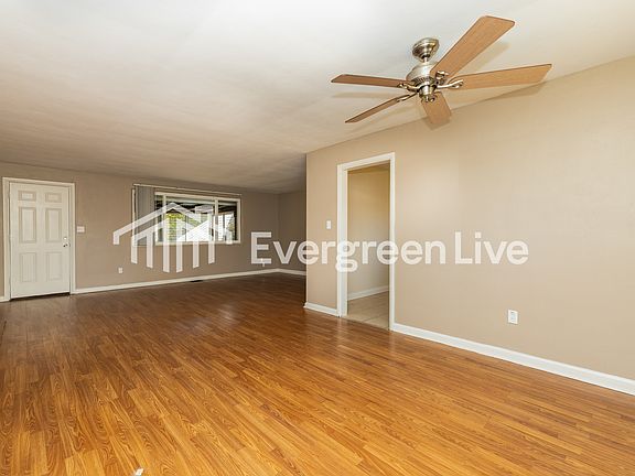 4th image of 308 E Eppington Dr