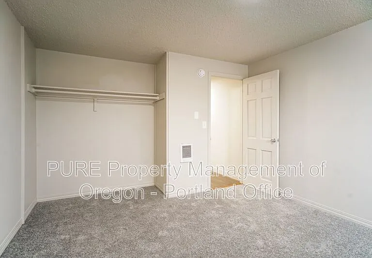 18411 E Burnside St #205 — Photo 15