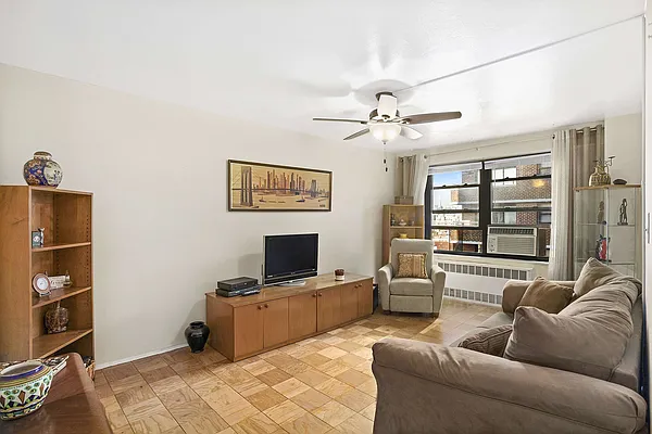 Sold by Compass | media 9