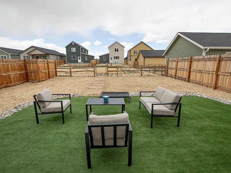 10708 Willow Ave — Photo 17