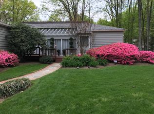 2419 Freetown Dr, Reston, VA 20191