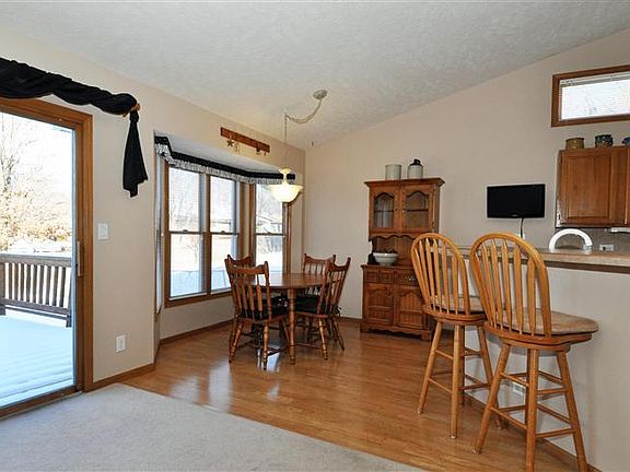 4th image of 6200 Skylark Ln