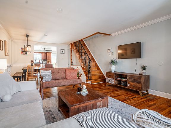 5th image of 822 Pierce St