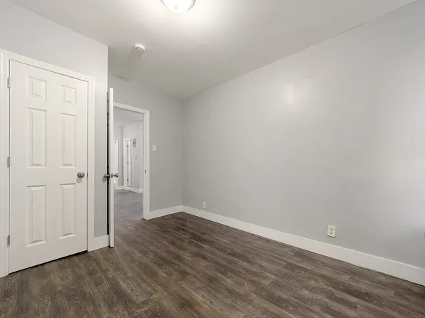 538 Amboy Street image 3 of 12