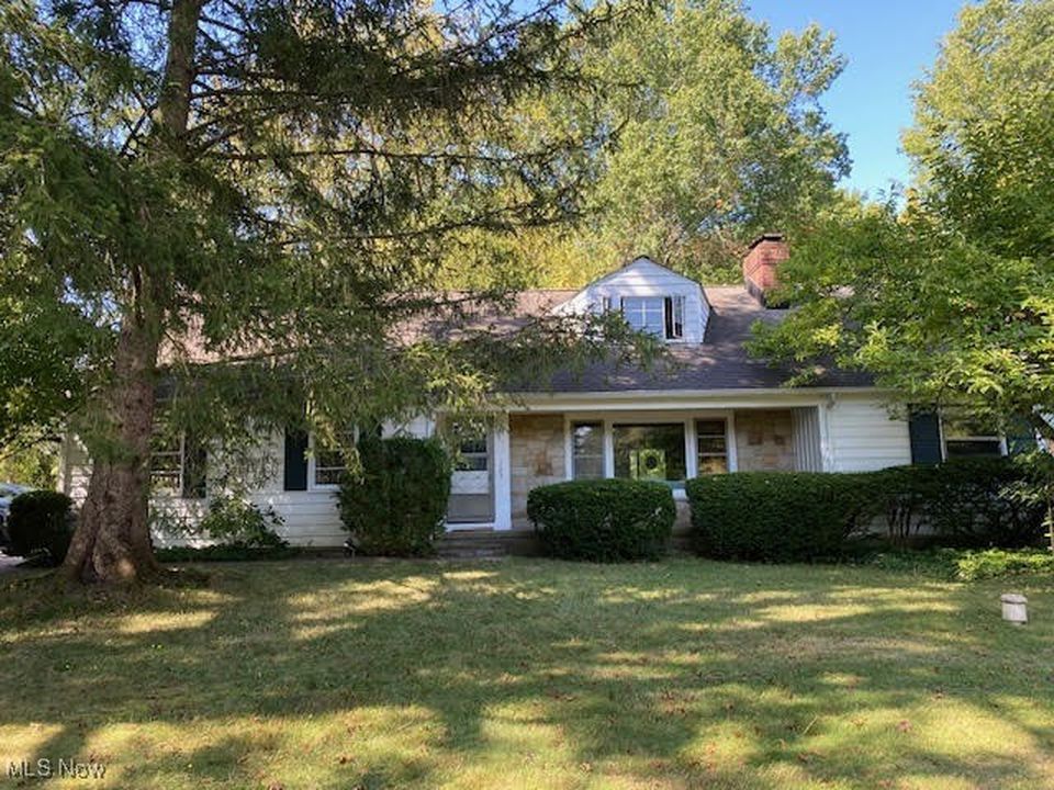 Real estate listing image