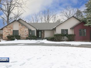 4676 Creek Valley Ln, Hobart, WI 54155