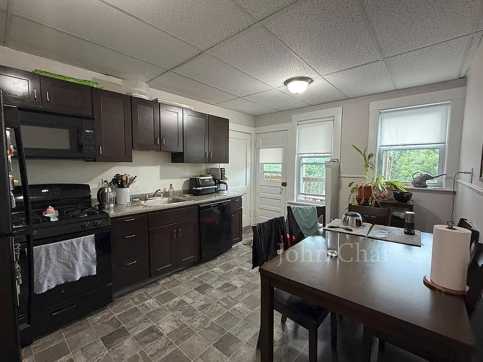 29 Lourdes Ave #1