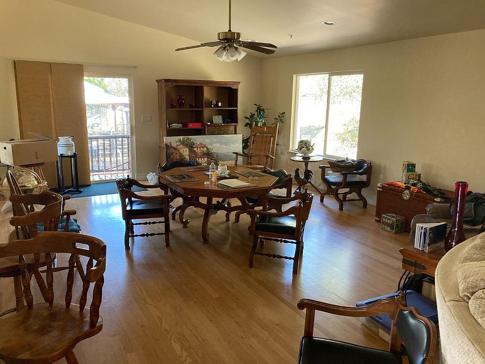 2nd image of 19221 Mallory Canyon Rd