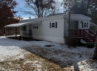 4 Center St, Brimfield, MA 01010