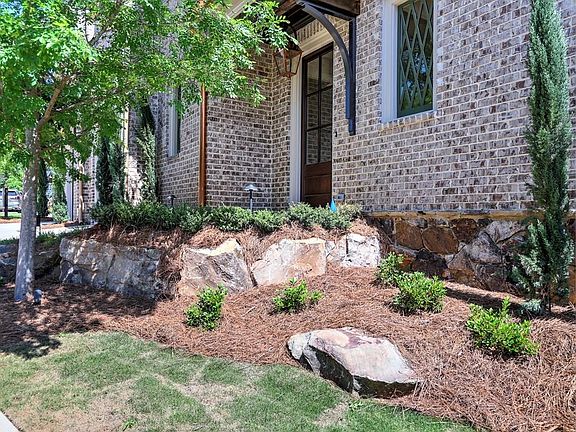 5th image of 2585 Middle Coray Cir