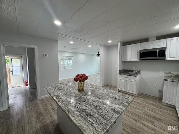 3rd image of 3535 Stine Rd #48