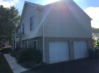 1790 Twin House Rd, Oxford, PA 19363