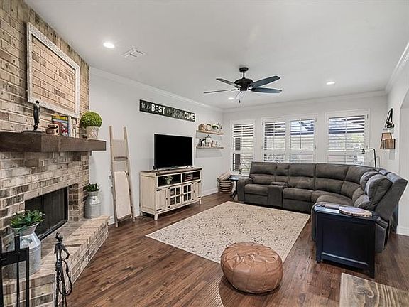 5th image of 125 Eagle Dr