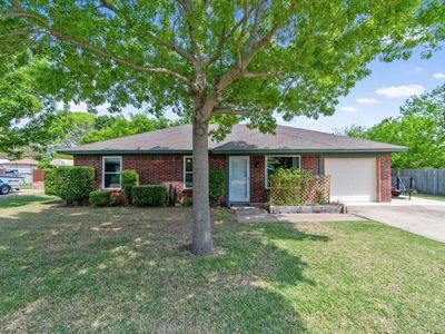 433 White Oak Ln, Burleson, TX, 76028