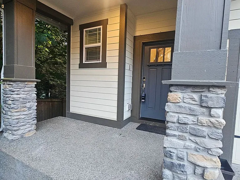 4422 237th Pl SE — Photo 2