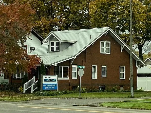 522 W High Ave, New Philadelphia, OH 44663