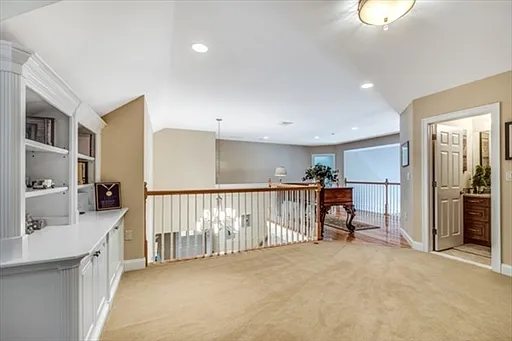 17 Ivana Dr #17 — Photo 23