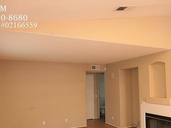 4th image of 14084 Catalina Ct