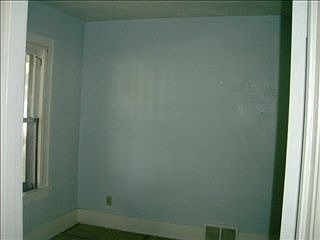 4th image of 221 S Beiger St