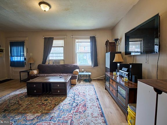 5th image of 56 Cherry St