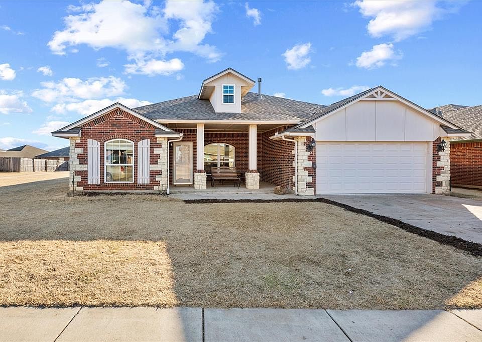 1st image of 2352 Melody Dr