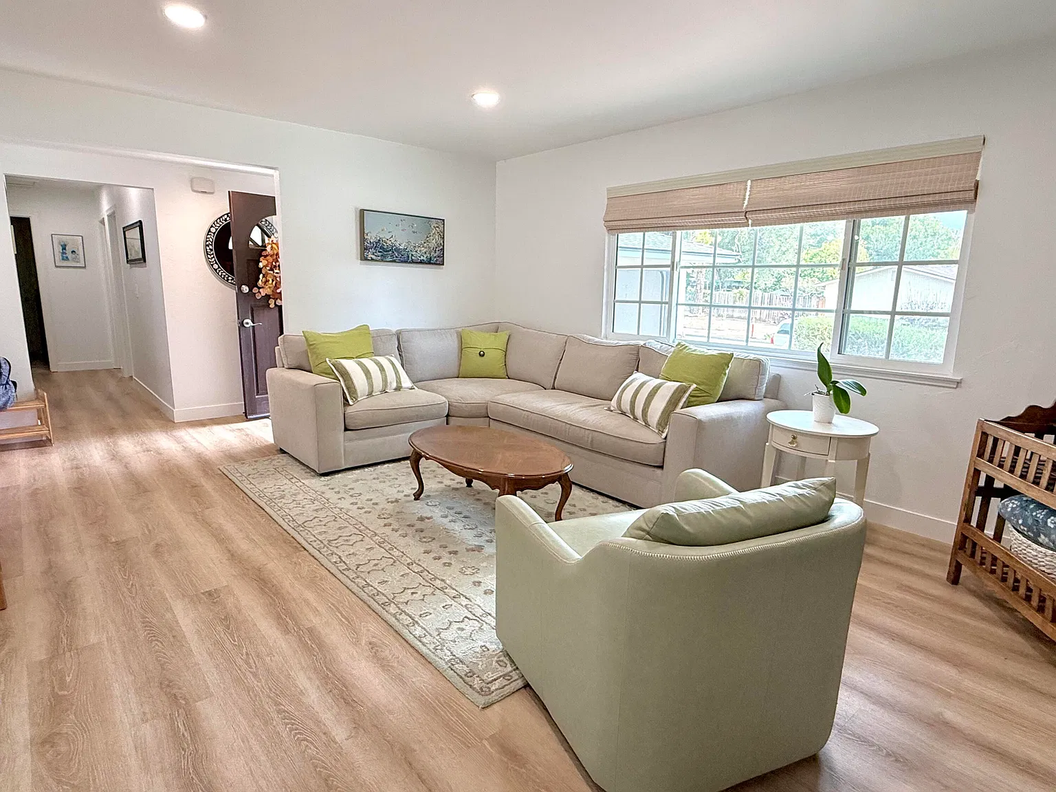 3 bed, 2.5 bath, 1257 sqft, $5,250 — Photo 3