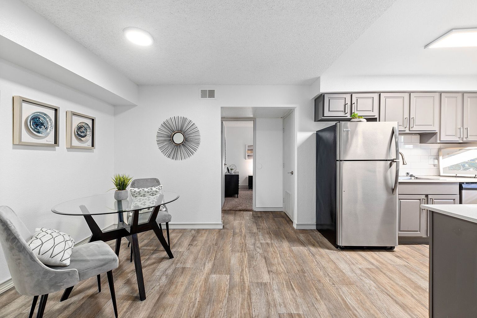 8dba317e8dcaf02fce39e5496ea1ab