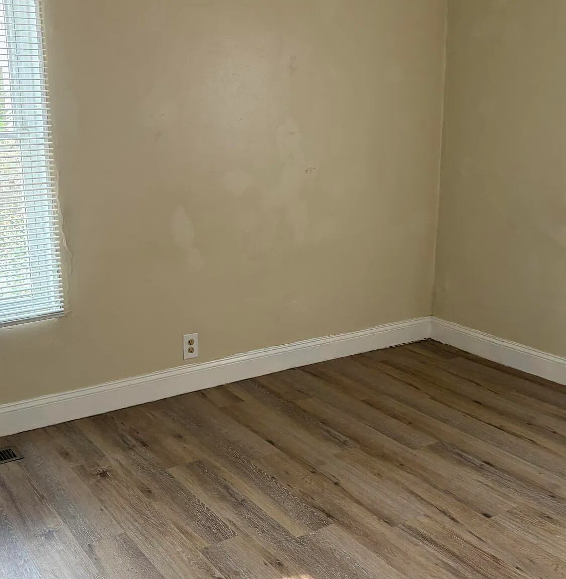 2 bed, 1232 sqft, $850 — Photo 3
