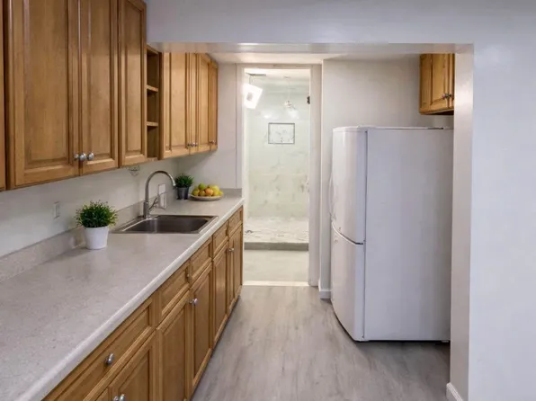 (undisclosed Address), Huntington Station, NY 11746