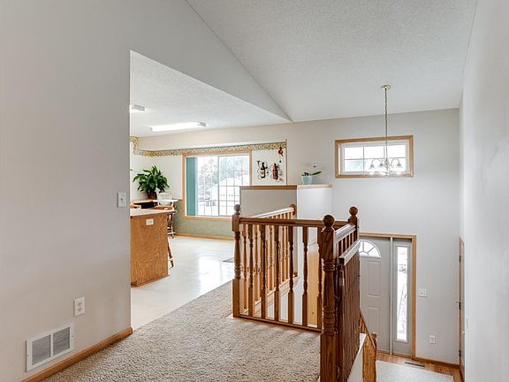 4th image of 630 Caneday Ct