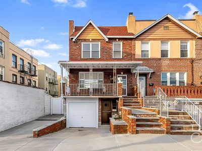 46-10 28th Avenue, Long Island City, NY, 11103