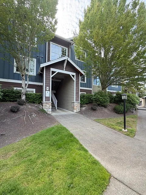 710 240th Way SE #F203